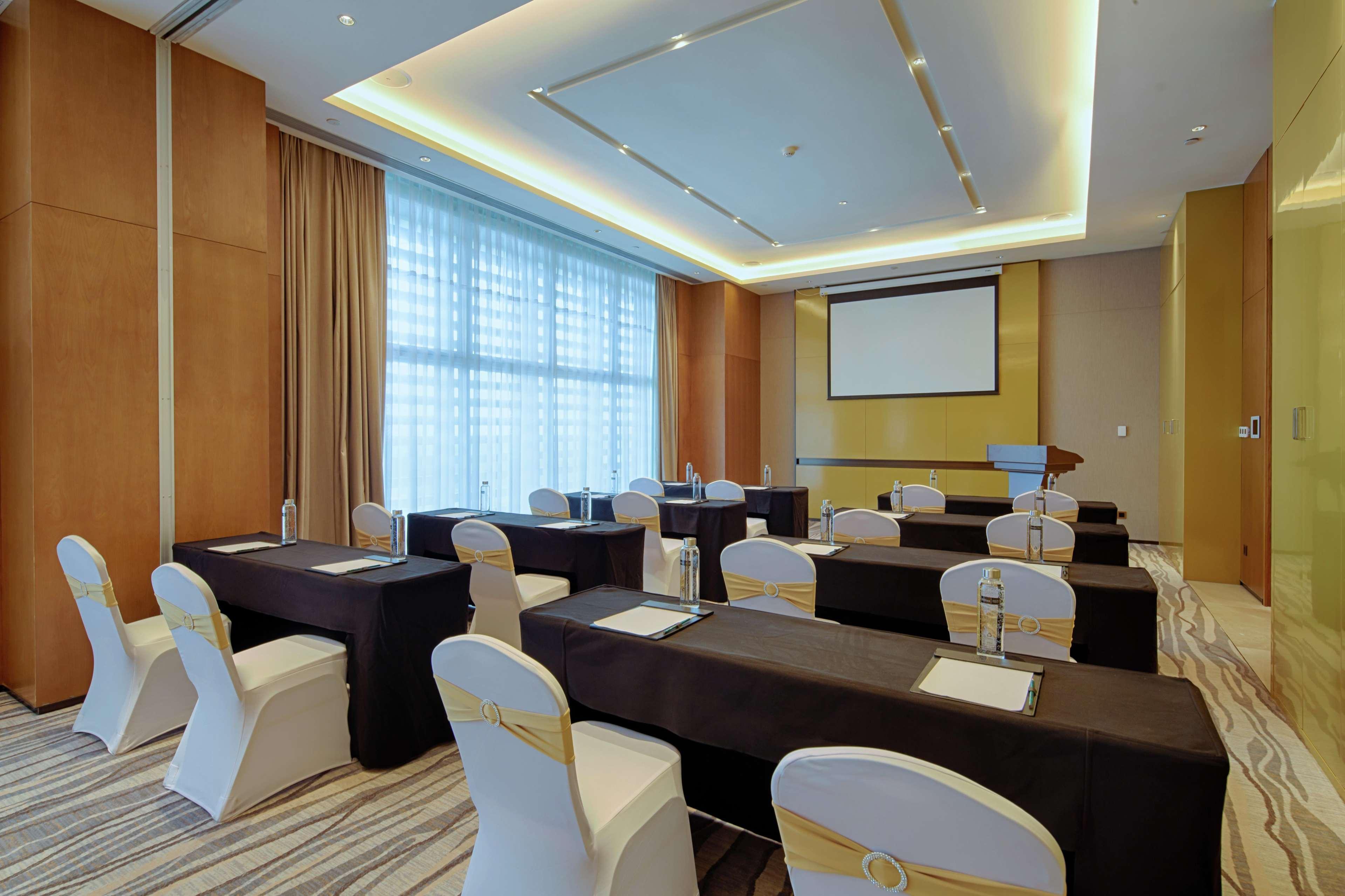 Hilton Garden Inn Zhuhai Hengqin Екстер'єр фото